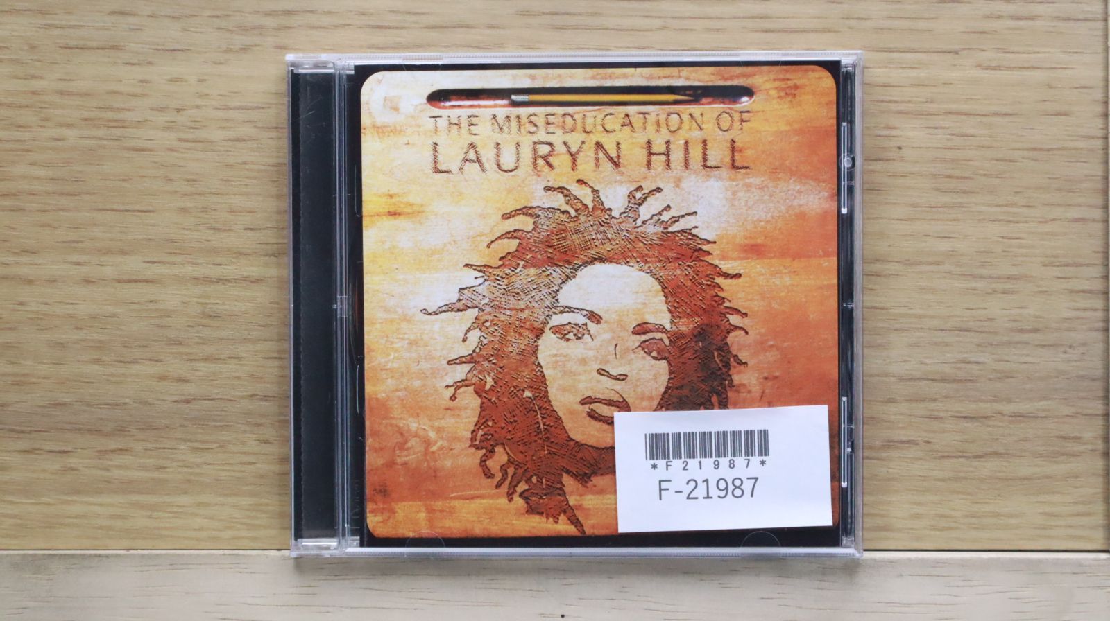 ローリンヒルCD 2枚セット Amazon.co.jp: Miseducation of Lauryn Hill : ミュージック