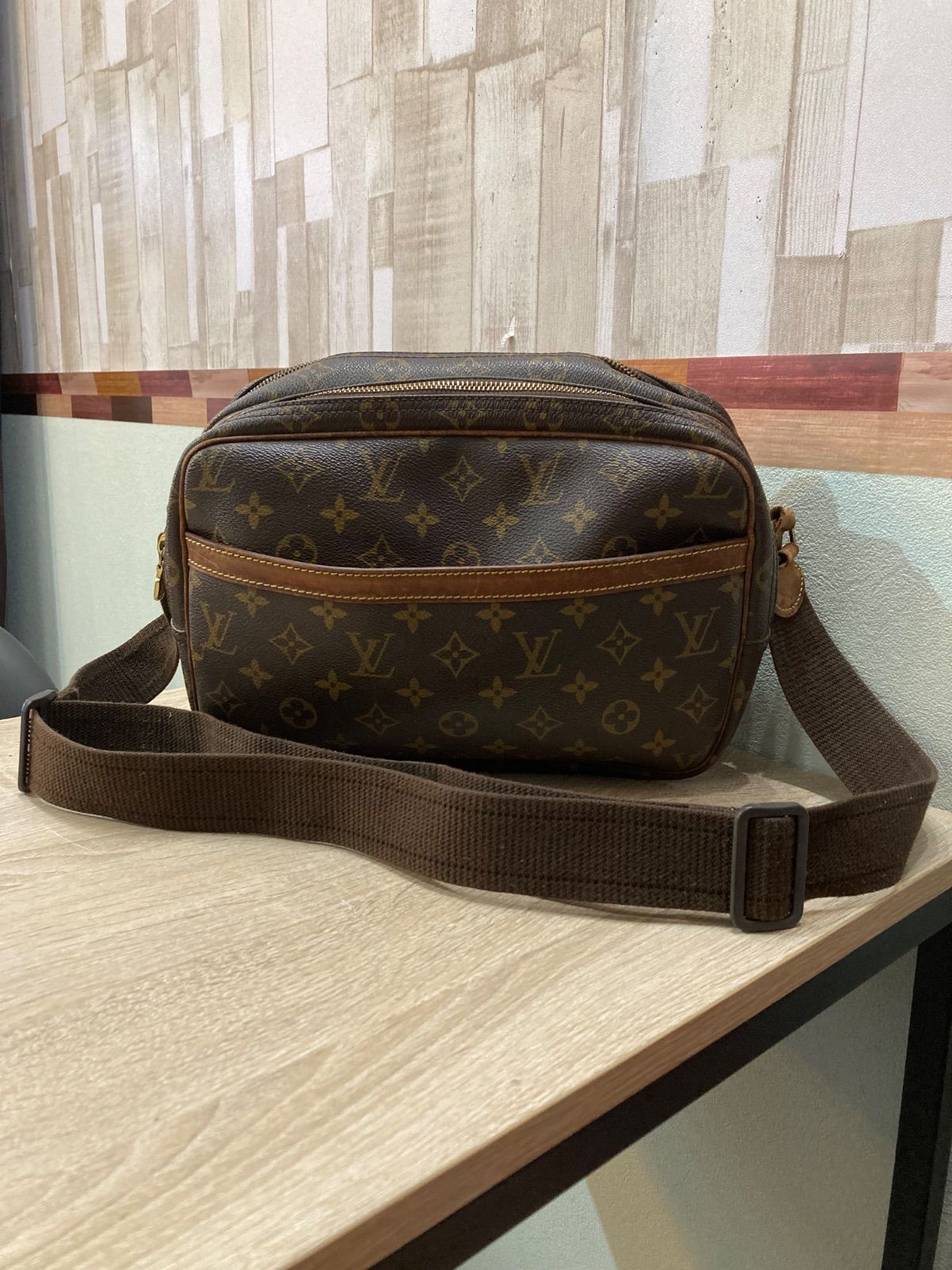 極美品 LOUIS VUITTON ヴィトン リポーターPM ショルダーバッグ 週末限定品価格モノグラム リポーターPM