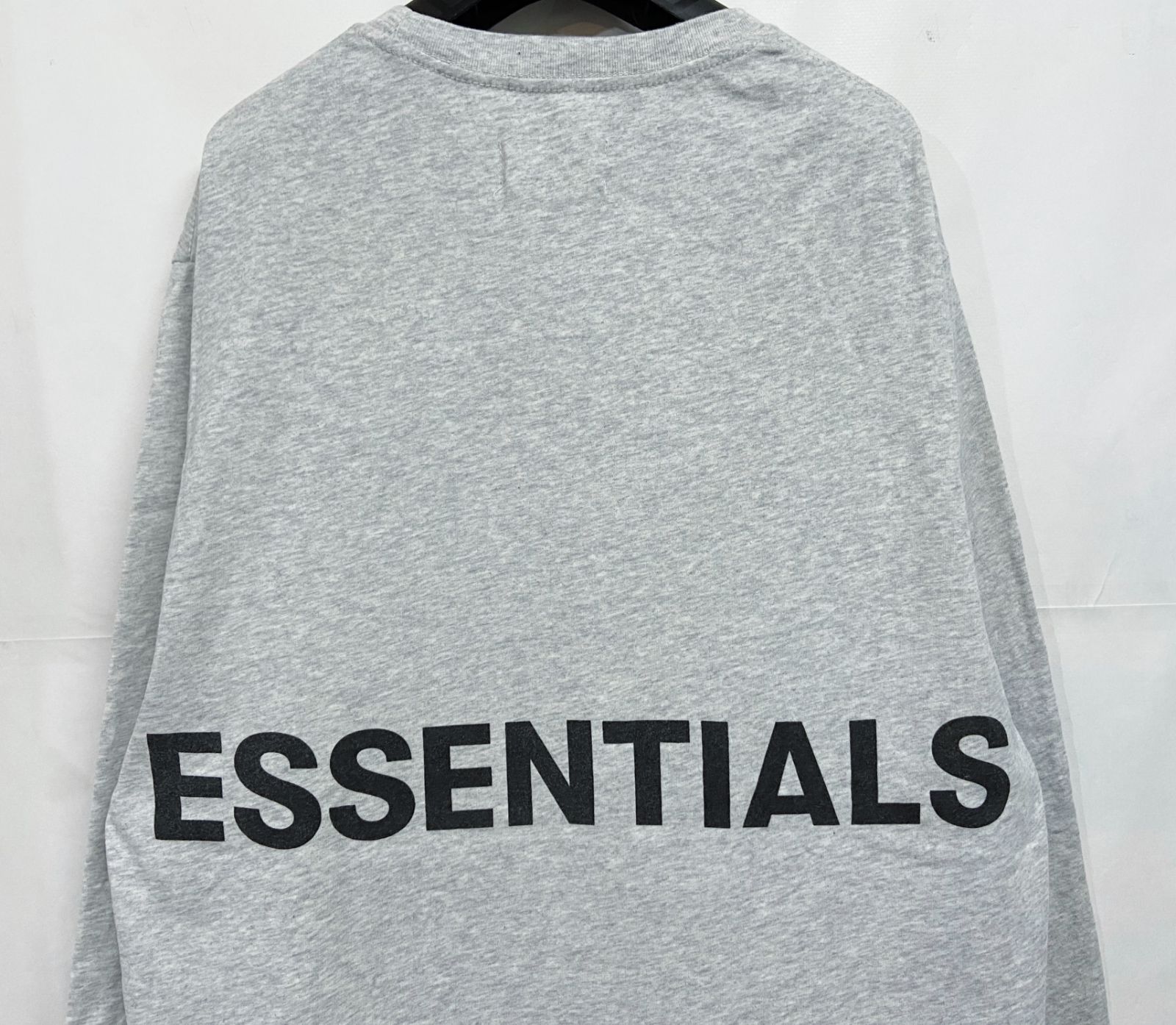 FOG ESSENTIALS｜エッセンシャルズ バックロゴ ロンT FEAR OF GOD