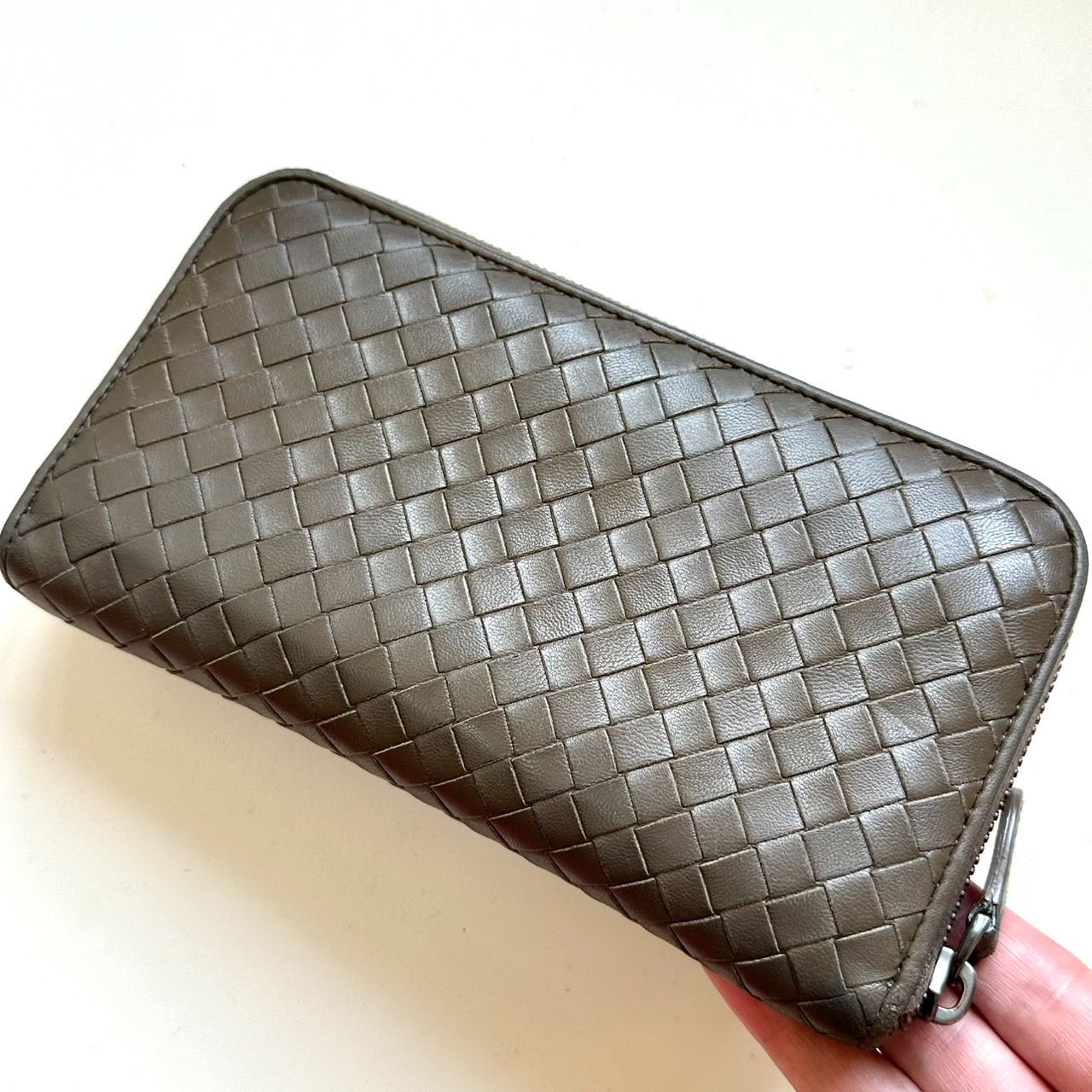 ボッテガヴェネタ BOTTEGA VENETA 長財布 イントレチャート グレージュ
