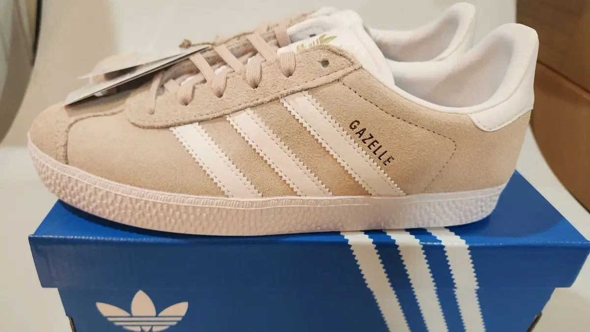 J adidas アディダス ガゼル ピンク ティント 白