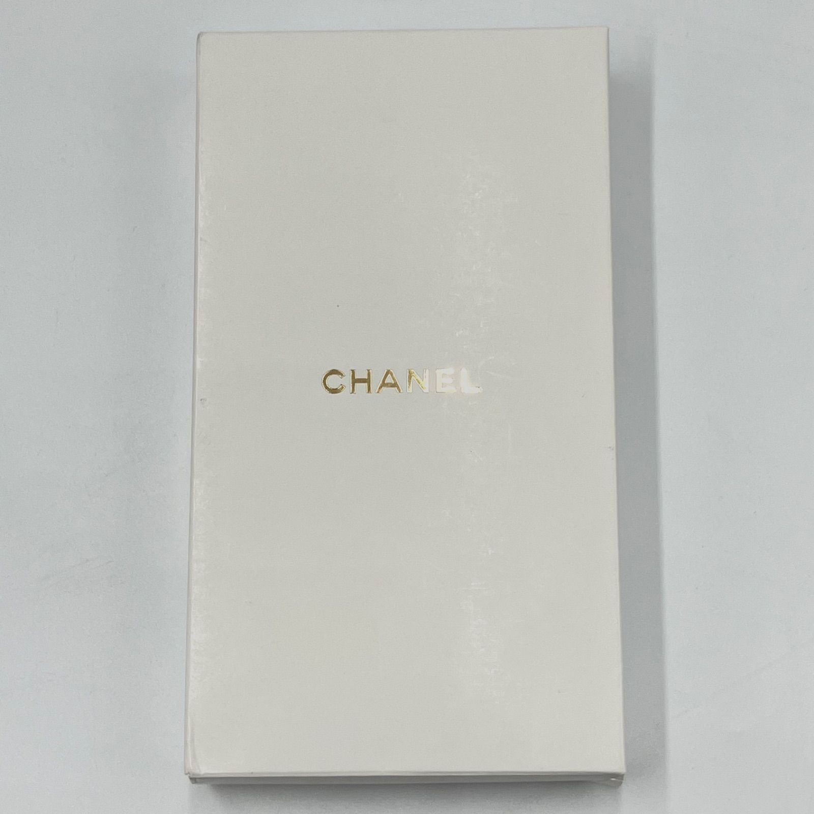 ✨新品✨CHANEL ココクラッシュVip チェーン付きポーチ ホワイト