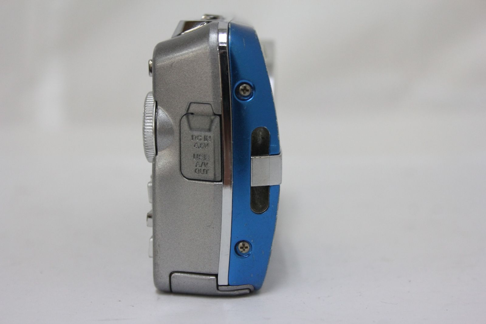 【ほぼ新品・返品保証】オリンパス OLYMPUS μ750 ブルー ほぼ新品・返品保証】OLYMPUS μ750 ブルー - メルカリ