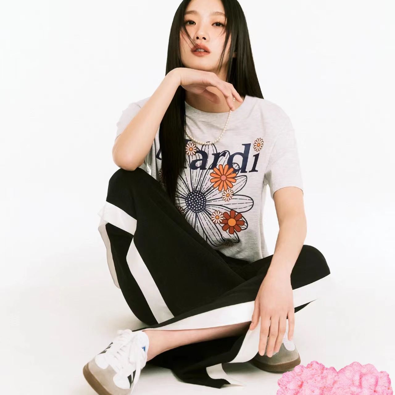 mardi mercredi キムゴウン着用 ラクーンニット マルディメクルディ Mardi Mercredi マルディメクルディ Tシャツ キムゴウン 着用