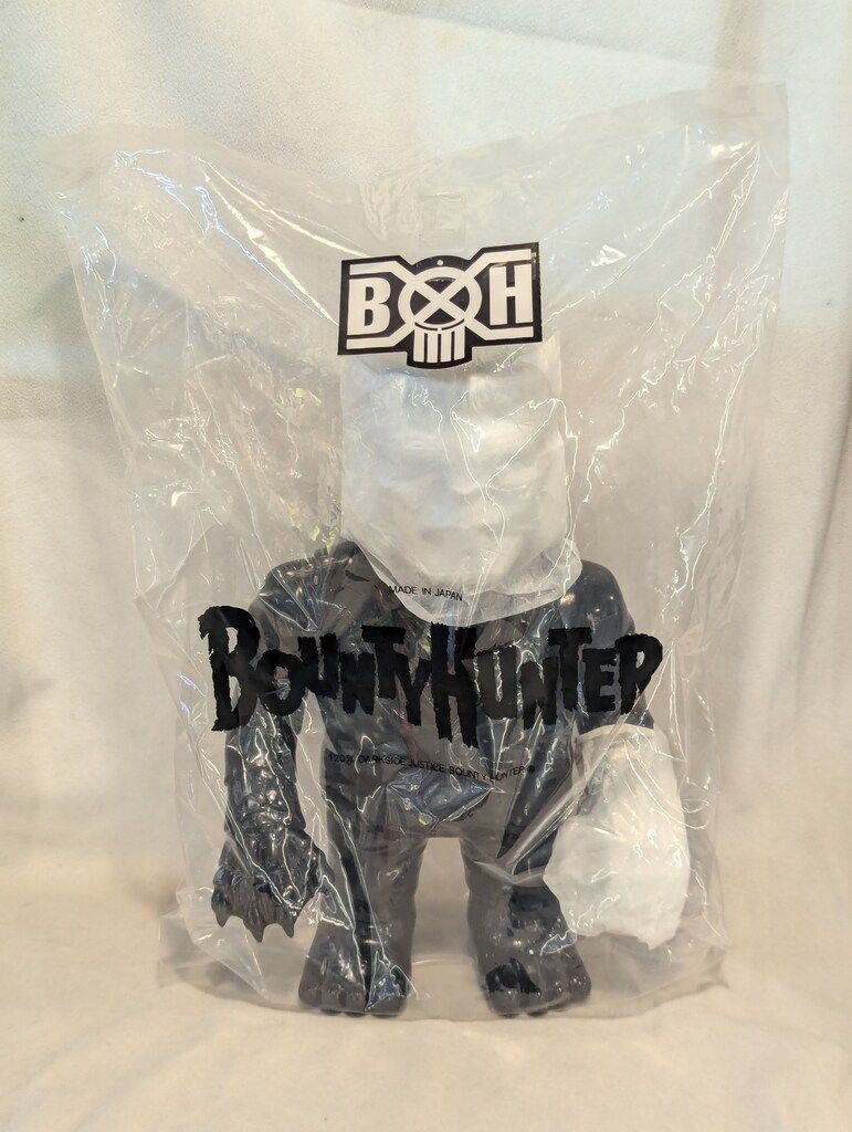 BOUNTY HUNTER SKETCH MONSTER 黒成型/頭左手銀