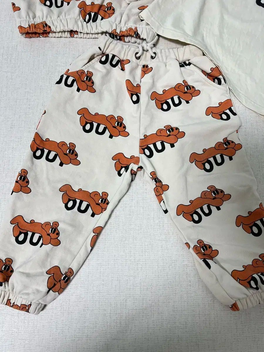 リミテドゥドゥ トレーナー＋半袖Tシャツ＋パンツ 3pcs セット STEELWINDOWSANDDOORS_COM