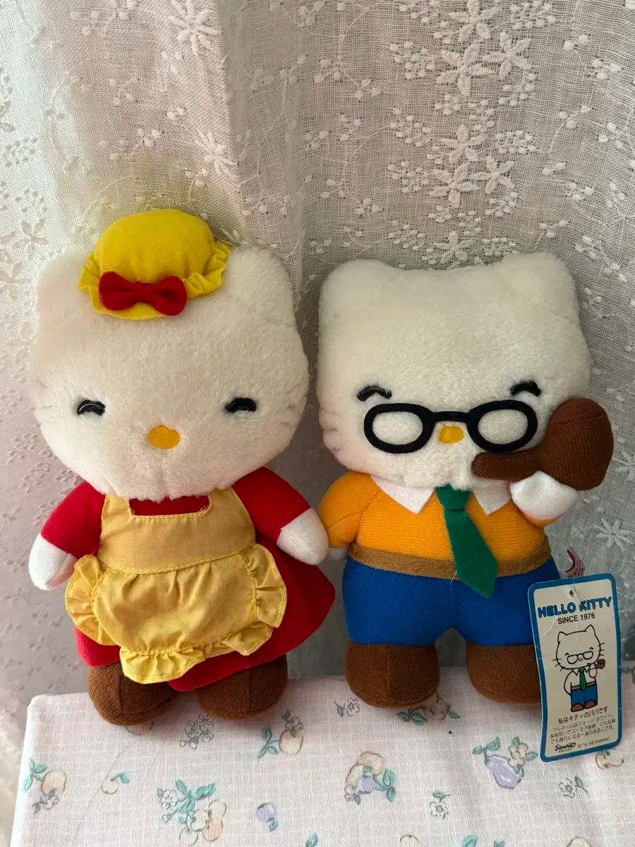 レトロ キティ ママとパパ 人形