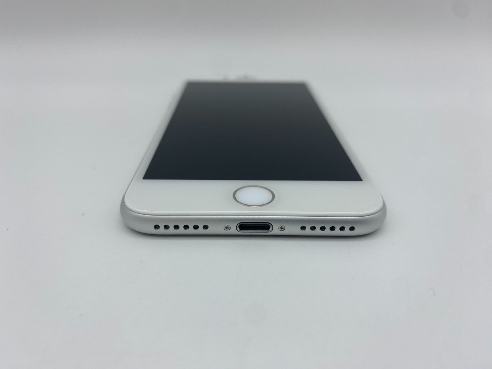 257 ★美品★iPhone7 32GB シルバー/シムフリー/バッテリー90% ☆美品☆iPhone7 32GB シルバー/シムフリー/バッテリー90%/新品