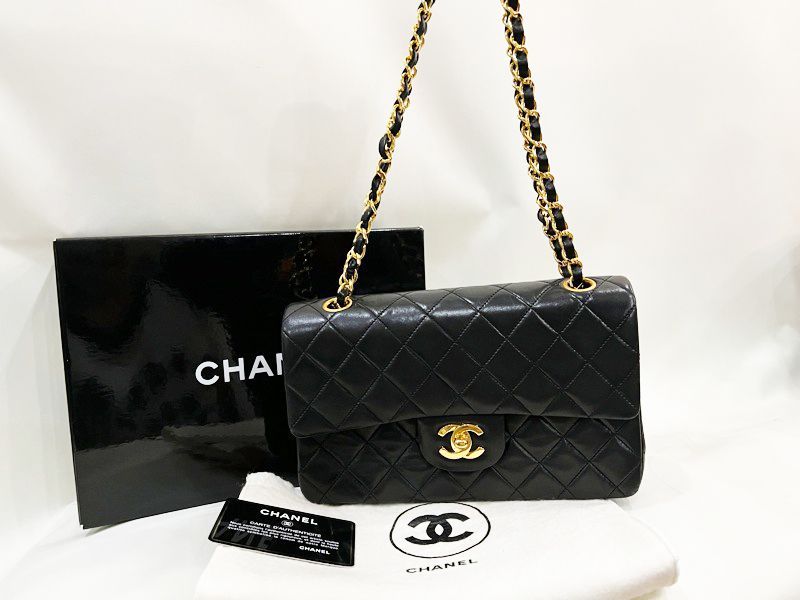極美品 CHANEL シャネル チェーンショルダーバッグ マトラッセ23 W