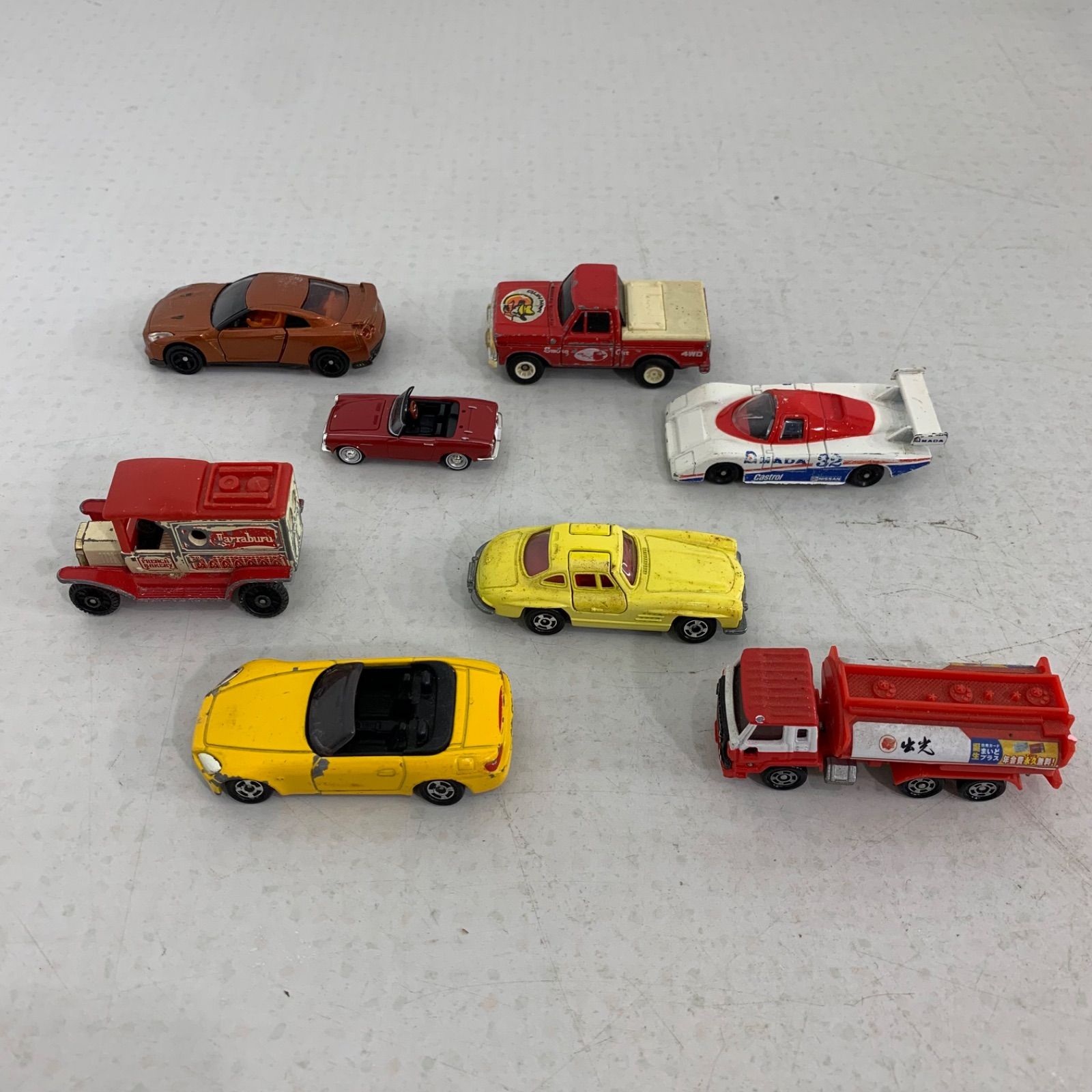 ミニカー 13個