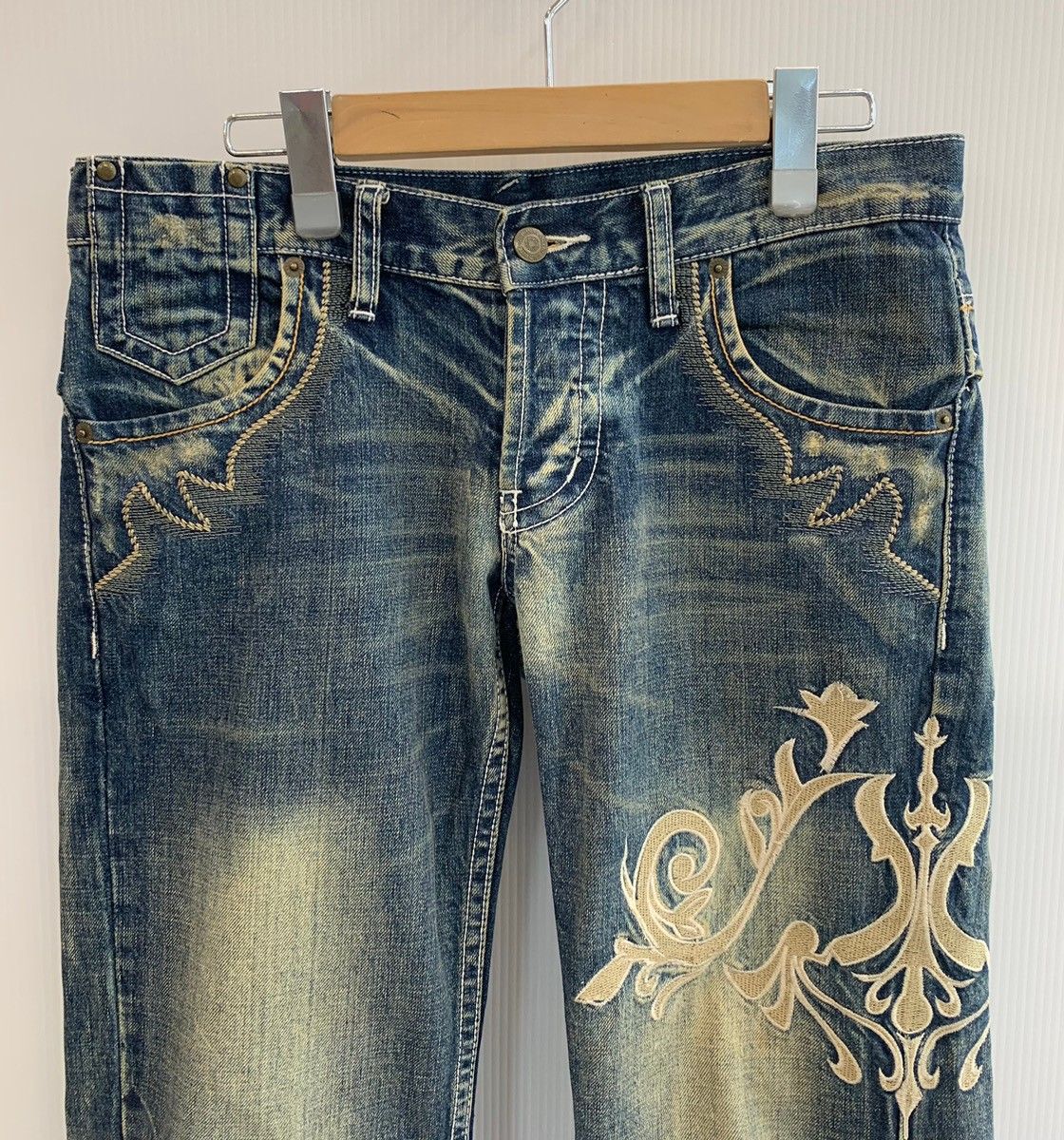 激レア 希少 トルネードマート 刺繍フレアデニムパンツ ブラックデニム