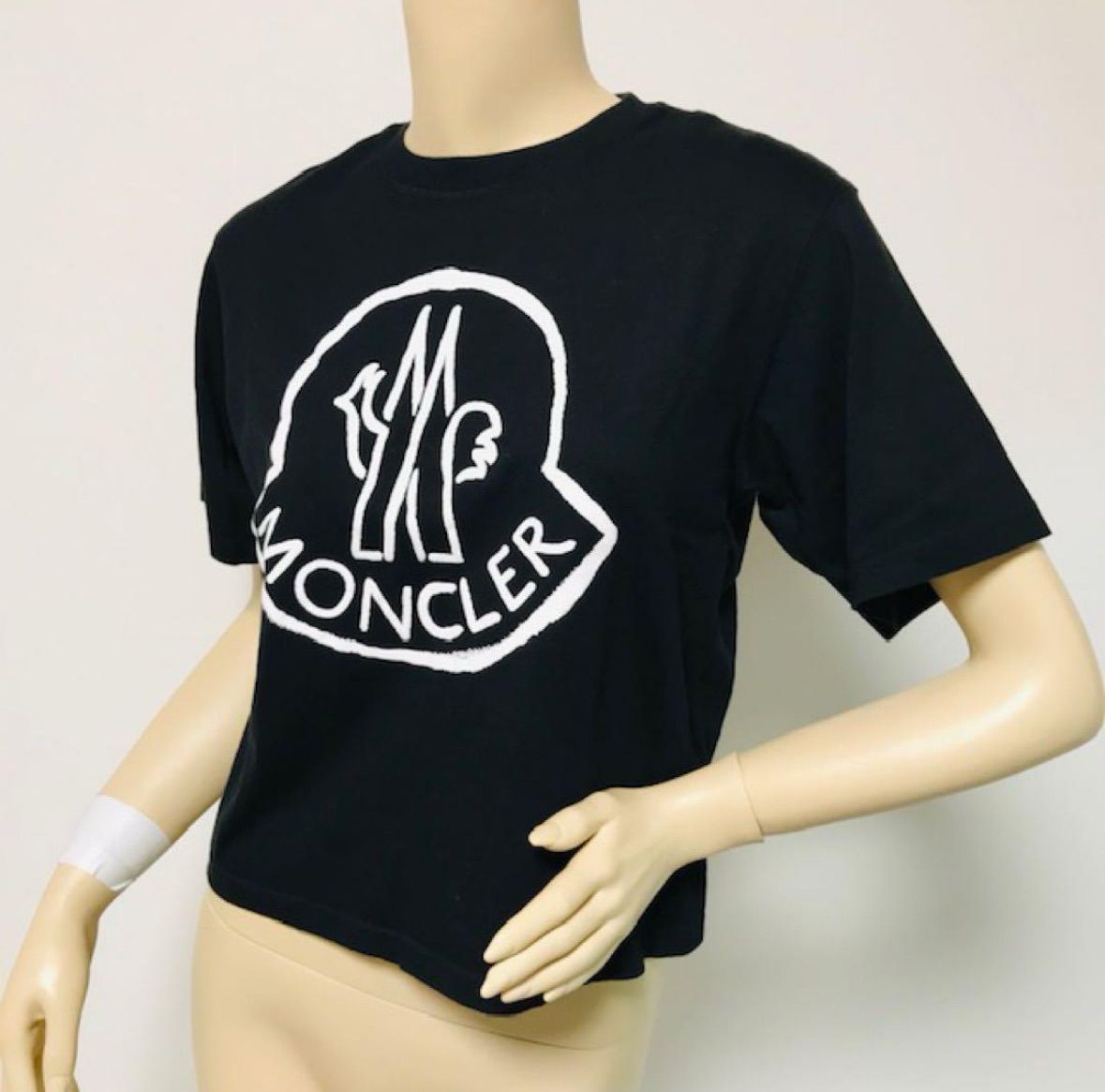 美品☆MONCLER・モンクレール レディース ペイントビックアイコン