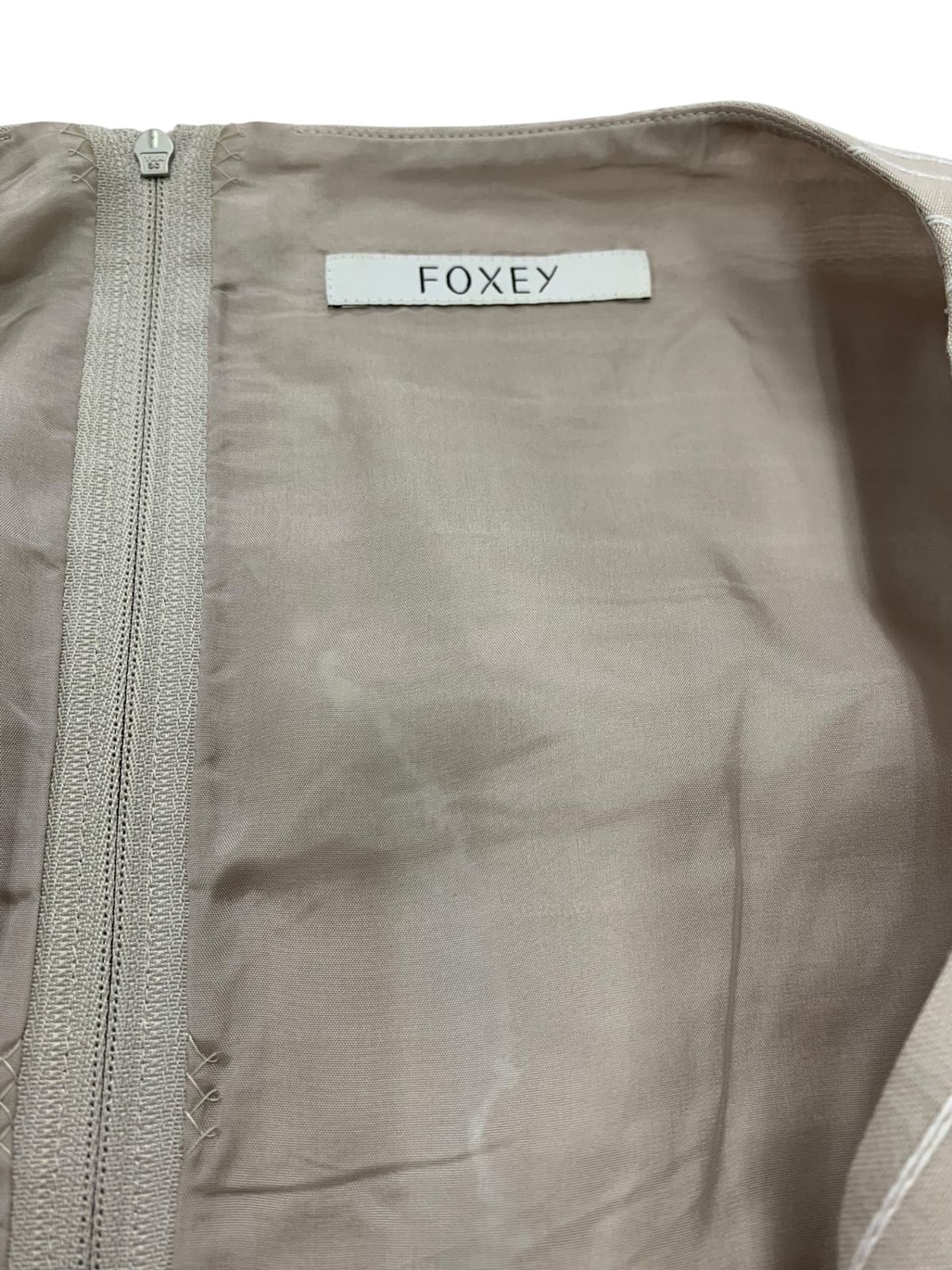 ☆フォクシー42069Dress Metronomeストライプワンピース希少42 ☆フォクシー42069Dress Metronomeストライプワンピース希少42
