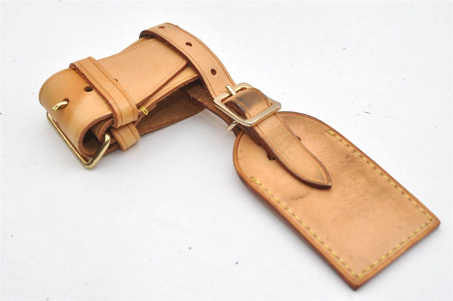 貴重 レア物】たばこ電飾看板 プラスチック製 三角形 赤色 当時物 昭和