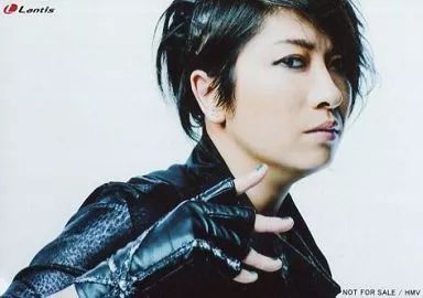 切り抜き◆小野大輔 477ページ(声優/大量)【即購入OK♪】メルカリ出品中♪ 切り抜き◇小野大輔 477ページ(声優/大量)【即購入OK