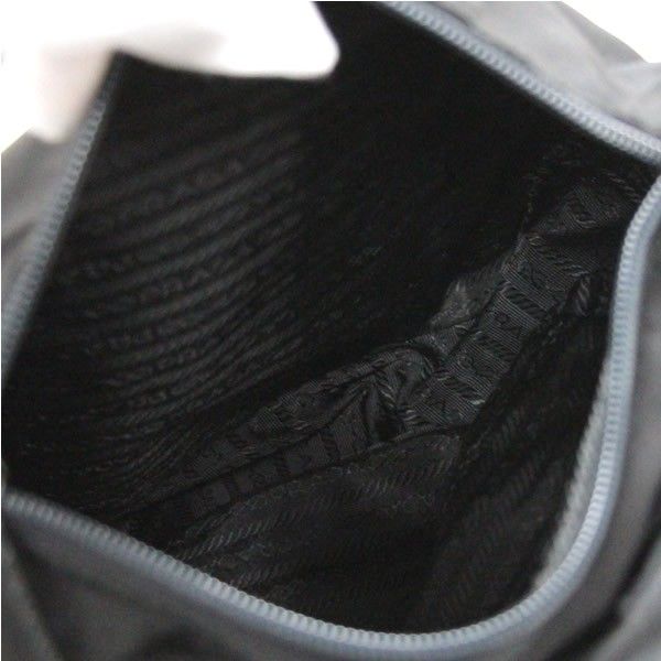 極美品 プラダ PRADA 三角ロゴ フラップ シングルポケット