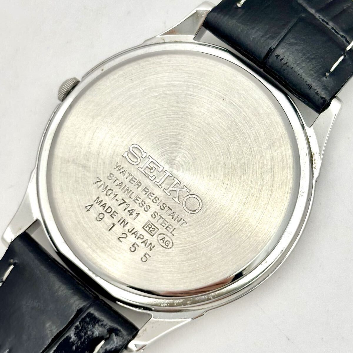 美品/新品電池】SEIKO セイコー メンズ 腕時計 シルバー 7N01-7141 
