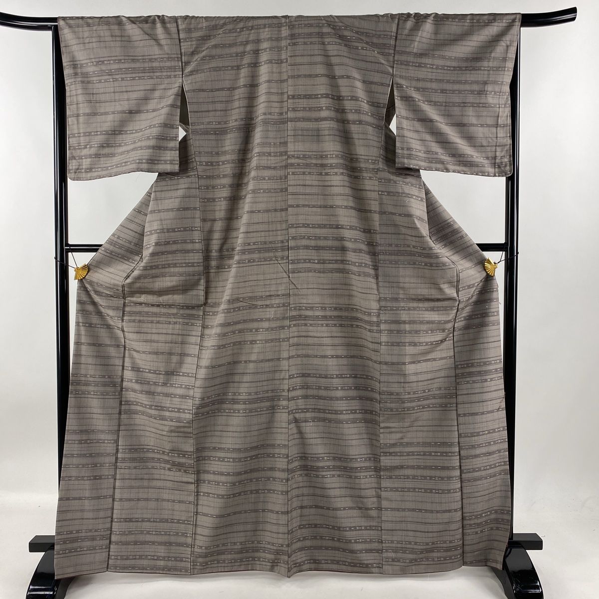 紬 身丈160cm 裄丈64.5cm M 袷 樹木 屋根瓦 灰紫 正絹 美