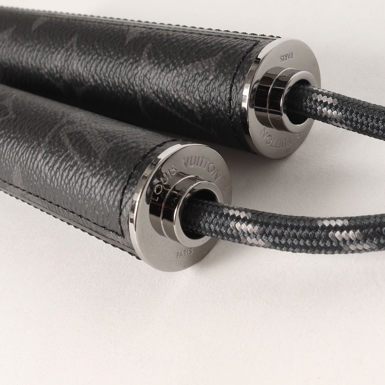 【新品】 LOUIS VUITTON コールダソテ クリストファー エクリプス 美品】LOUIS VUITTON ルイヴィトン モノグラム エクリプス