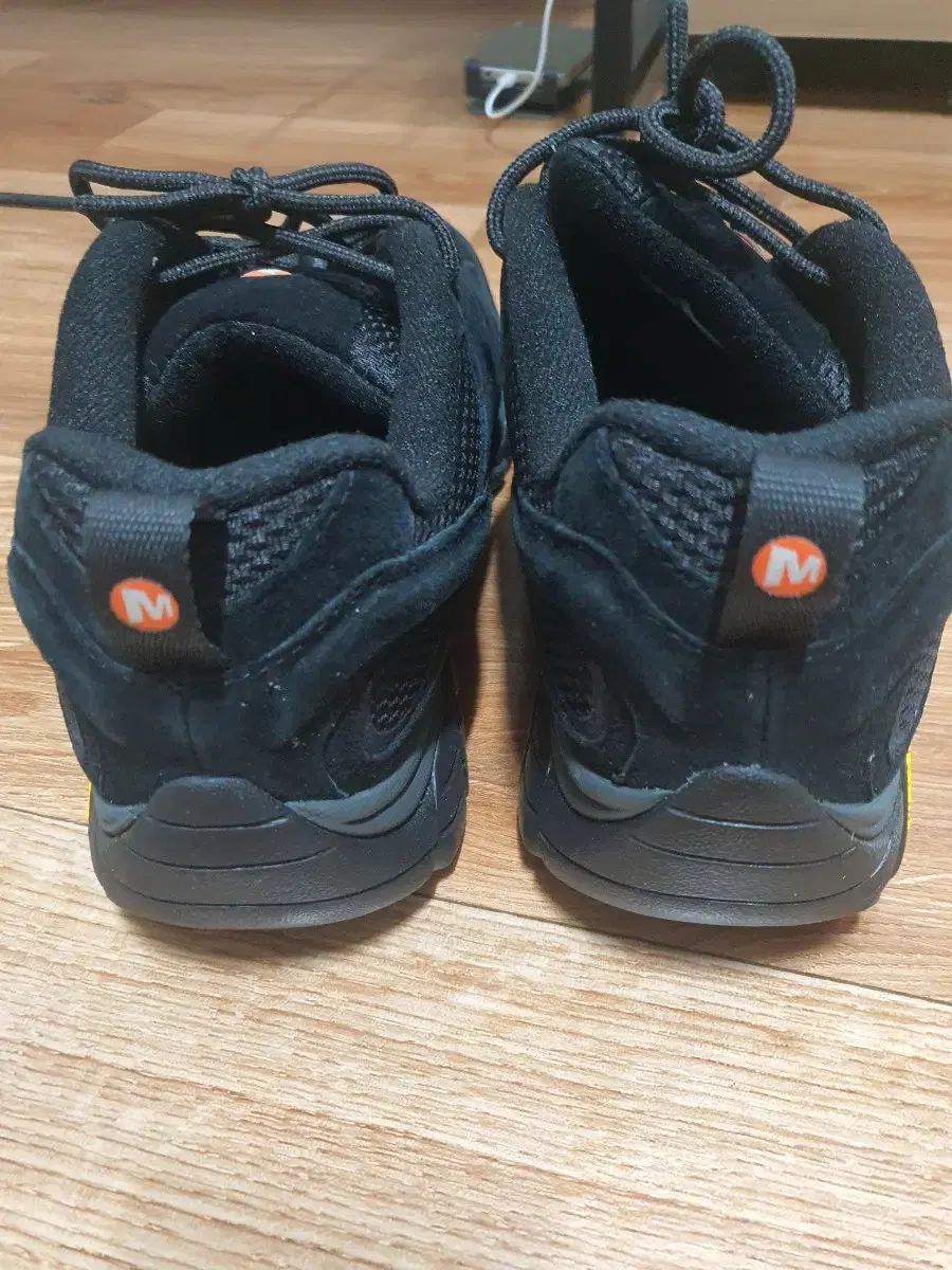 MERRELL メレル