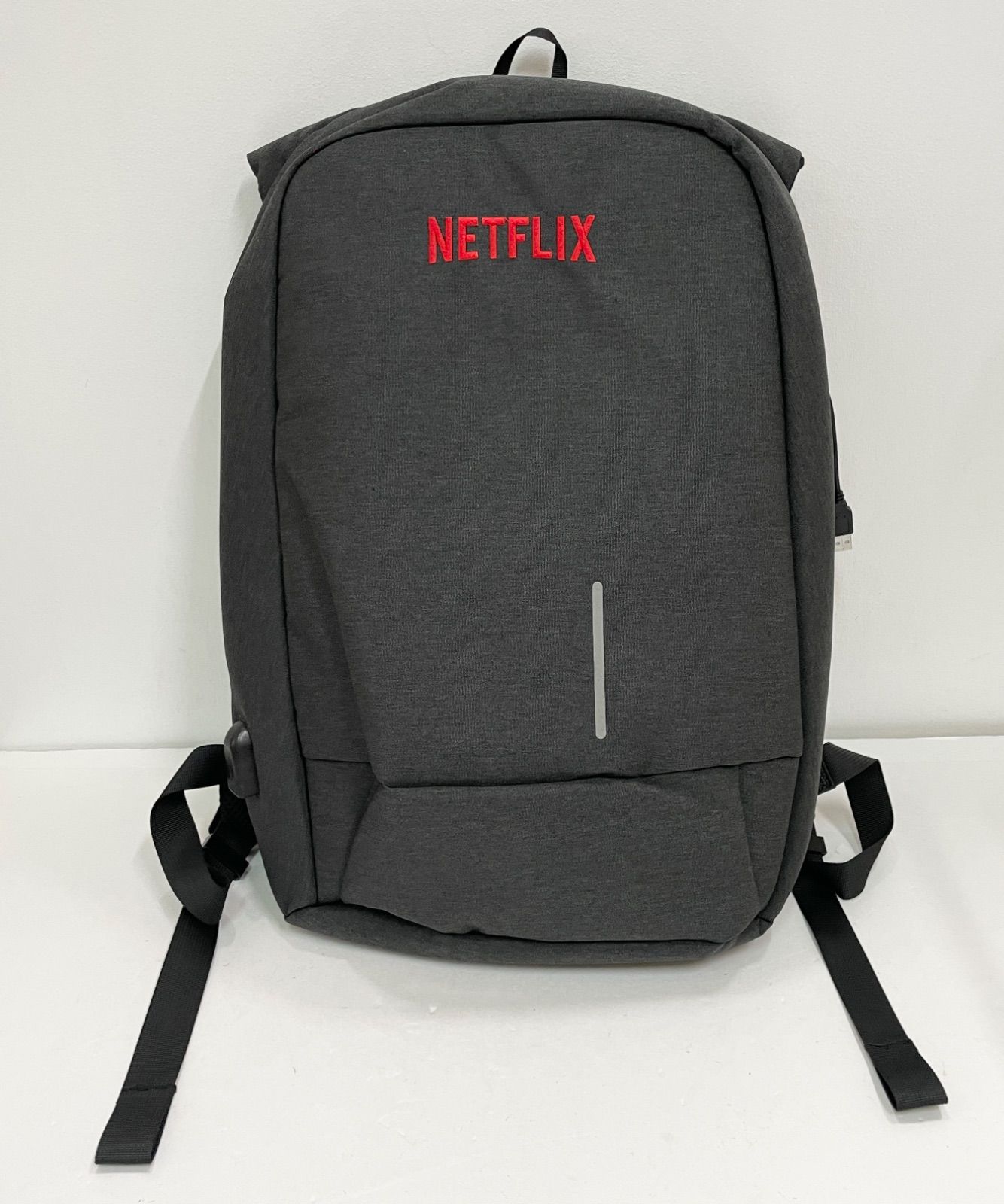 倉吉店】NETFLIX ネットフリックス ロゴ刺繍入りリュック ②【121-0792 