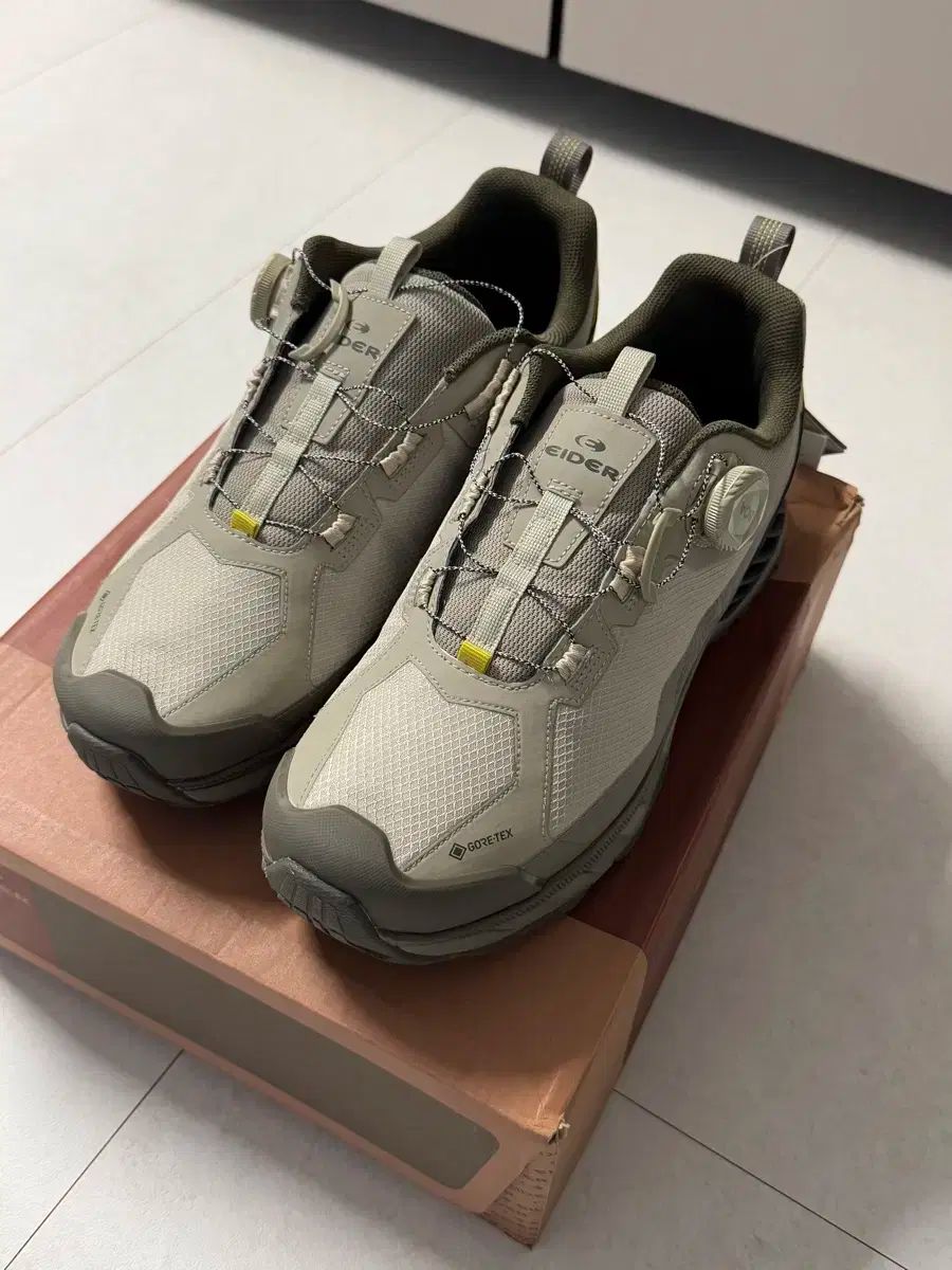 280 EIDER アイダー クォンタム メンズ 登山靴 スニーカー