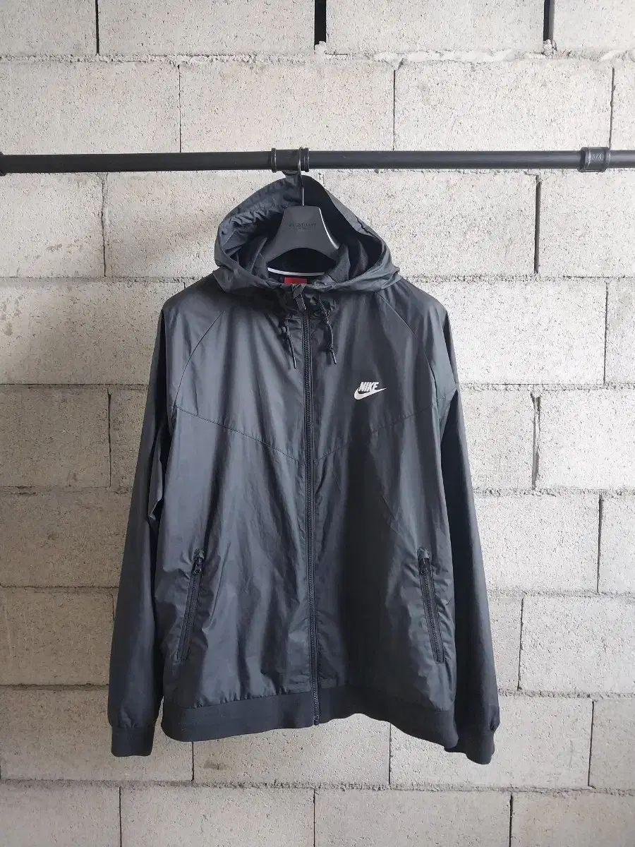 Nike ナイキ フード ウインドブレーカー ジャケット