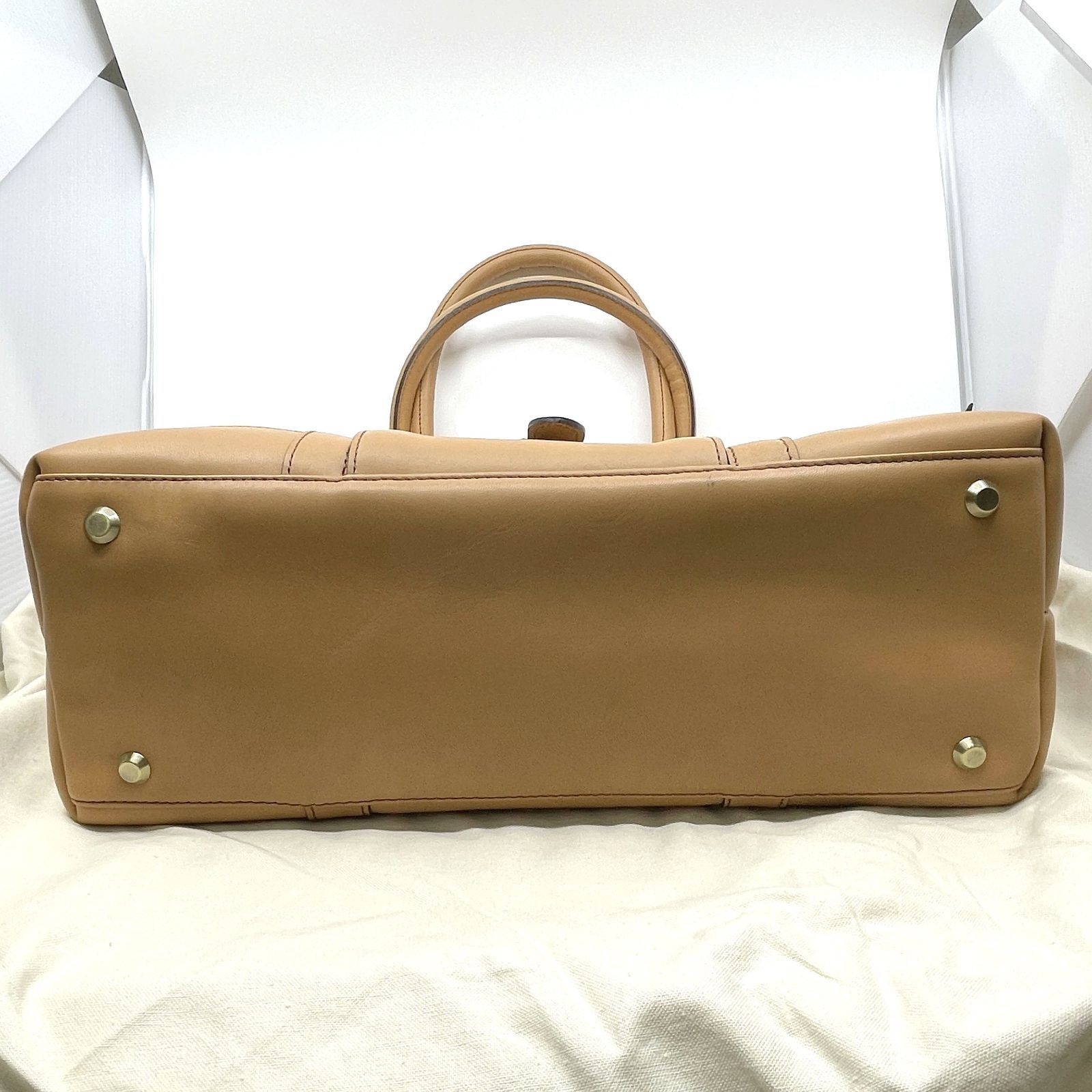 ペッレモルビダ エスプローラ