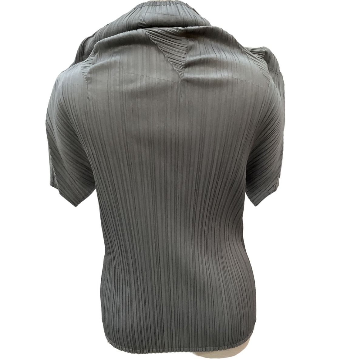 ISSEY MIYAKE イッセイミヤケ 変形カットソー  フリンジ SIZE 3 PP02LK901 ホワイト やや傷や汚れあり ISSEY MIYAKE - ♪♪ISSEY MIYAKE イッセイミヤケ 変形