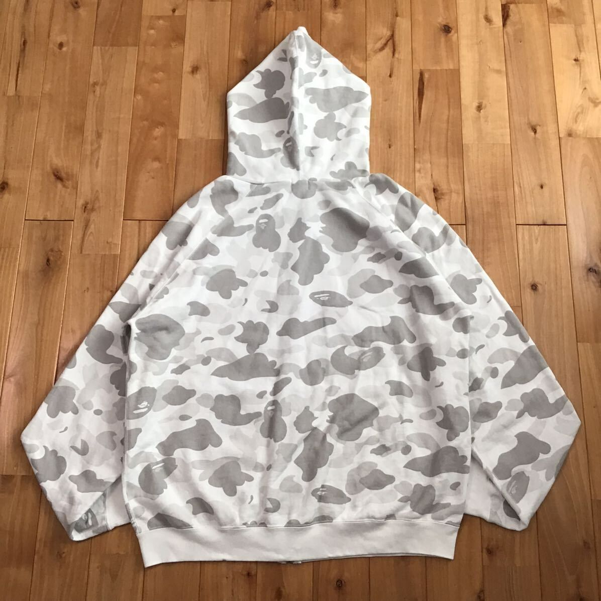 スワロフスキー パーカー Lサイズ White camo ラインストーン a 