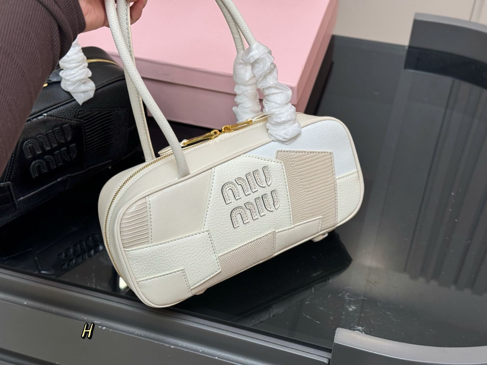 今日 miumiu ボウリングバッグ オフィスバッグ-MM輸入2