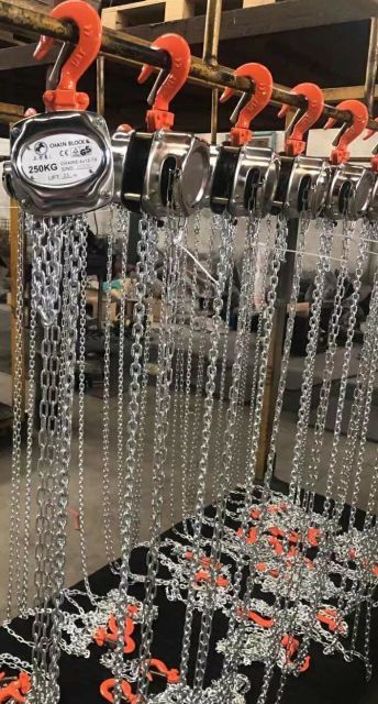 三方良し1年保証 軽量小型 手動式チェーンブロック0.25ton チェーン