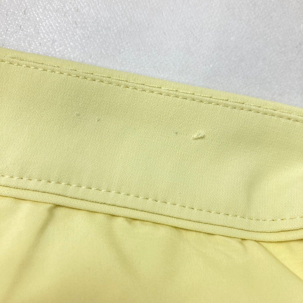 サイズ：30 J.LINDEBERG ジェイリンドバーグ ハーフパンツ イエロー系