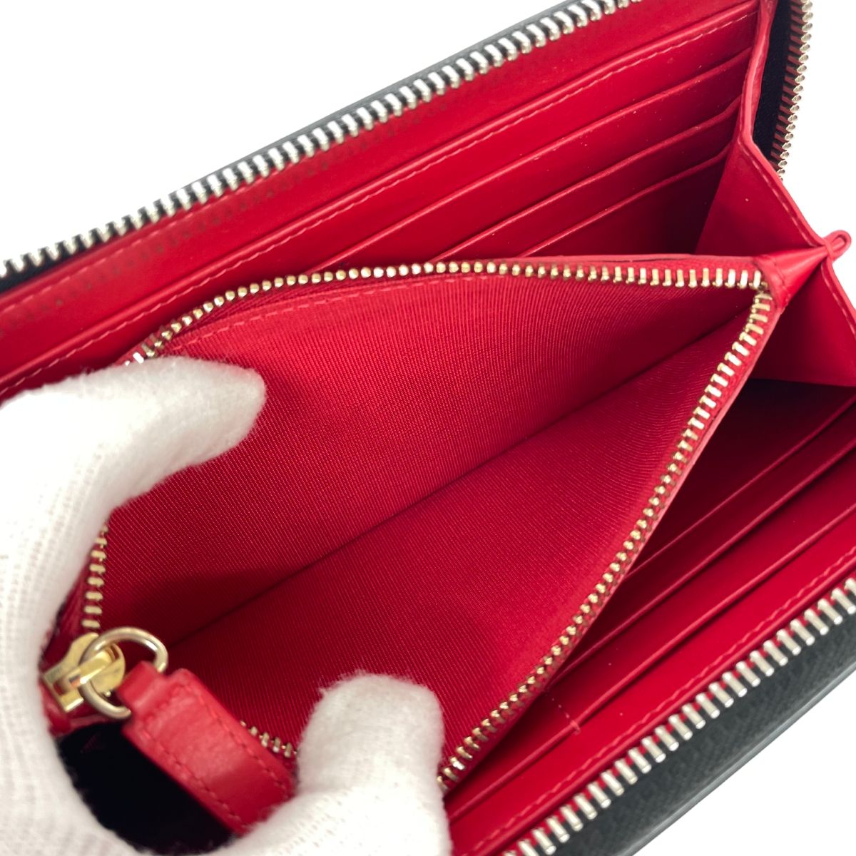 Christian Louboutin クリスチャンルブタン ラウンドファスナー
