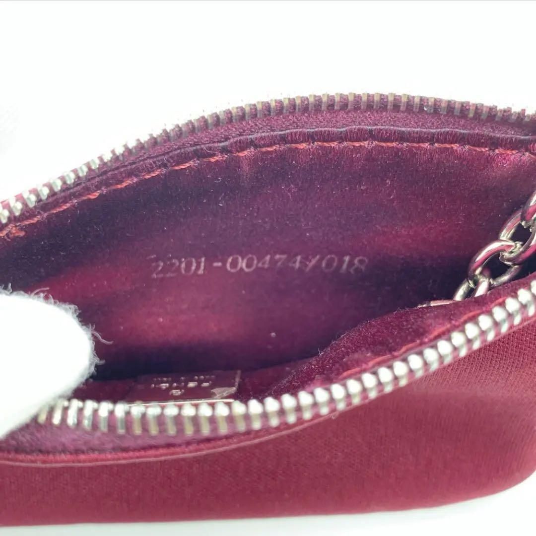 フェンディ ワインレッド