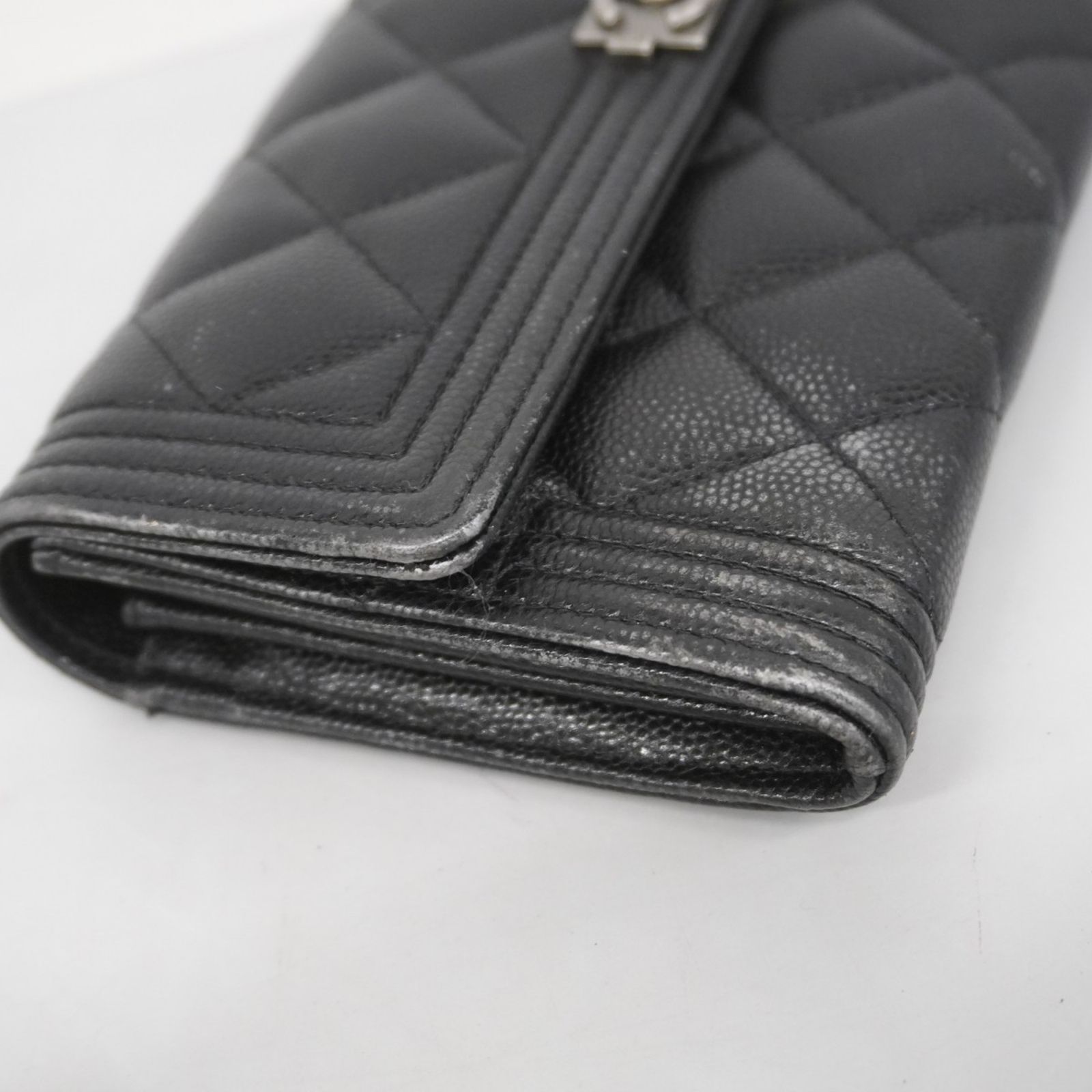 シャネル(Chanel) シャネル 長財布 ボーイシャネル キャビアスキン