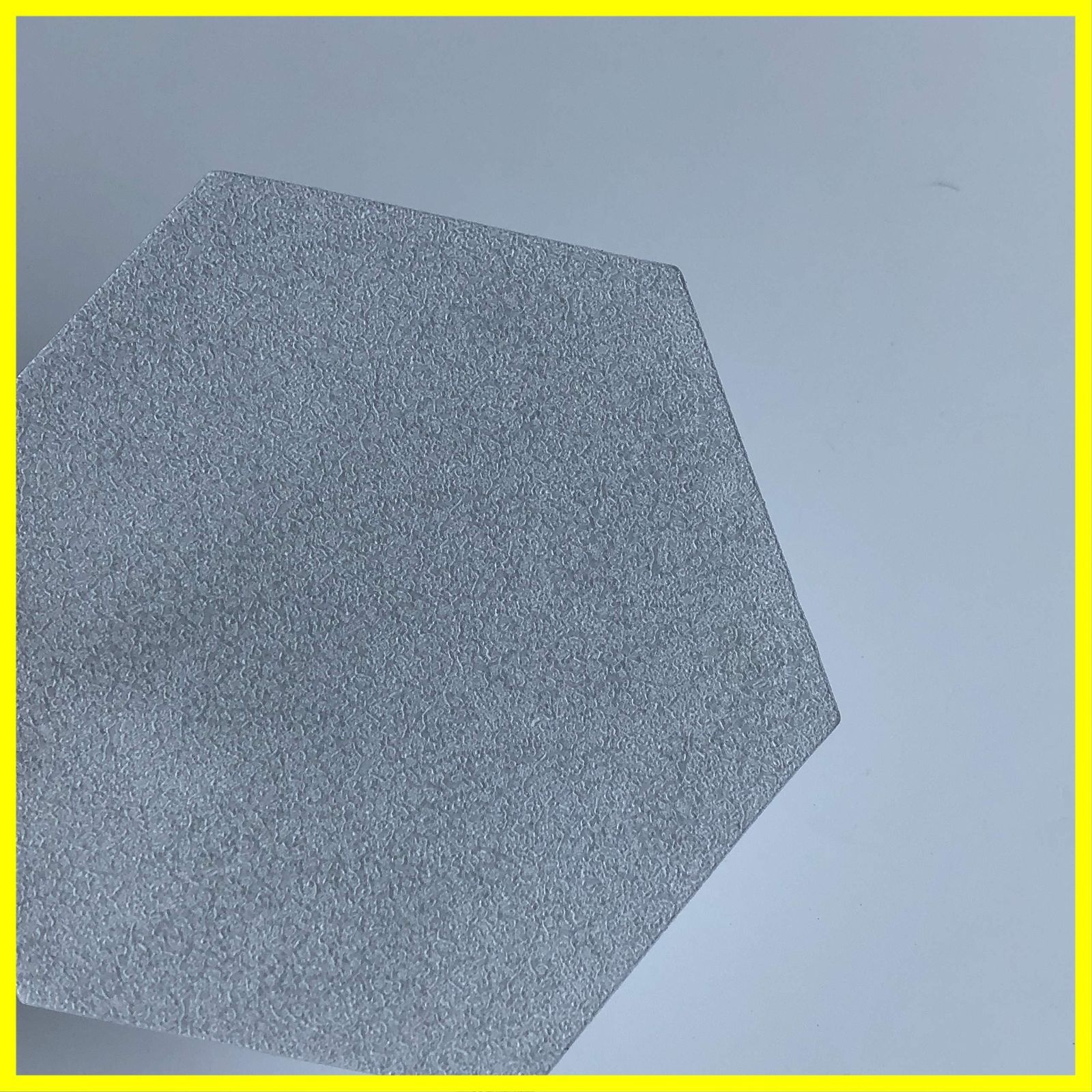 エコ グリップ eco 滑り止め クリアデッキ 六角形 6角形のフィルム テールデッキ ノーズ ロングボード用 SUP用 NO ワックス 透明（66枚）