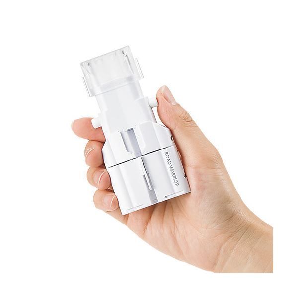 海外電源変換アダプタホワイト TR-AD4W