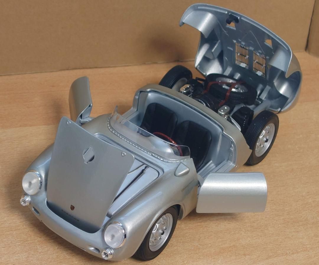 1/18 ポルシェ550A スパイダー 1955 シルバー Porsche - メルカリ