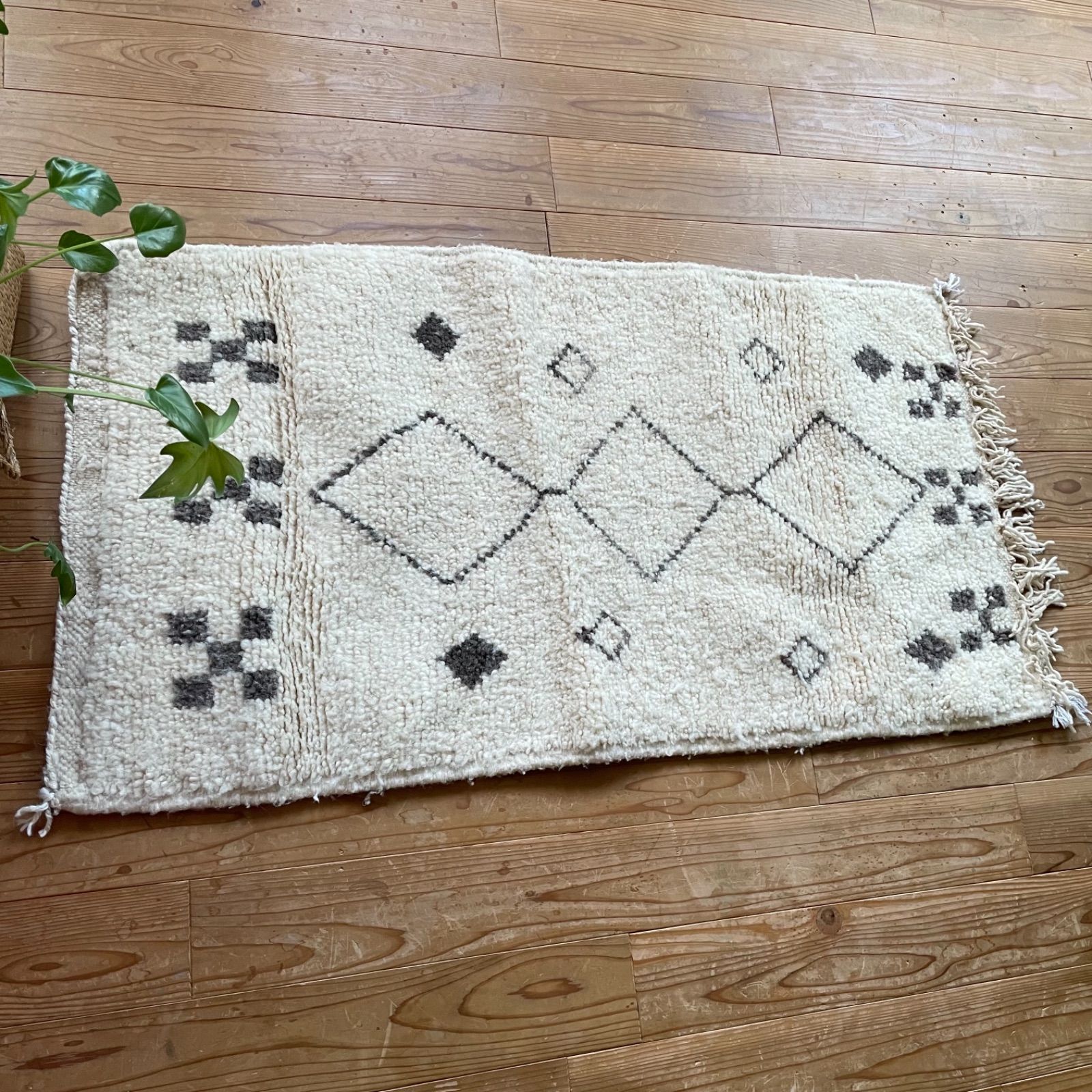 [msn-04ii ]ベニワレン モロッコ絨毯 ラグ 手織り ウィルトン織ラグ BOHO ベニワレン 約133×190cm【約1.5畳
