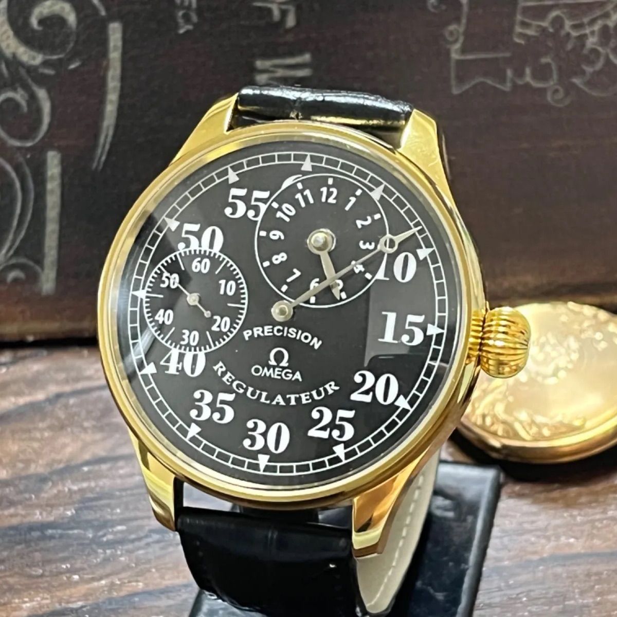 OMEGA 手巻き時計 ゴールド/ブラック OMEGA 手巻き時計 ゴールド