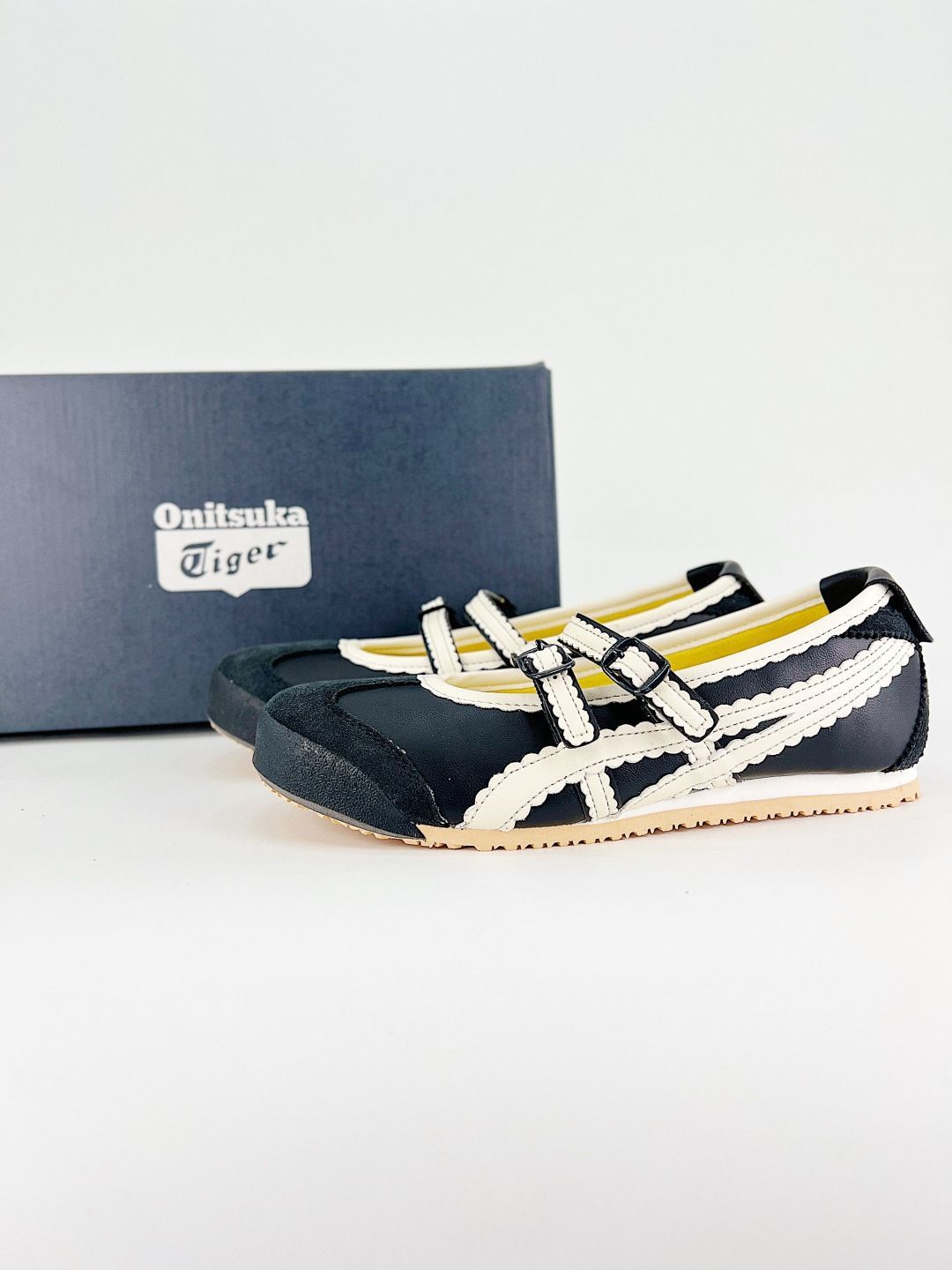 ♥ ASICS Onitsuka Tiger MEXICO 66 TGRS マリジェーン レディース スニーカー 軽量 カジュアル バレエスニーカー