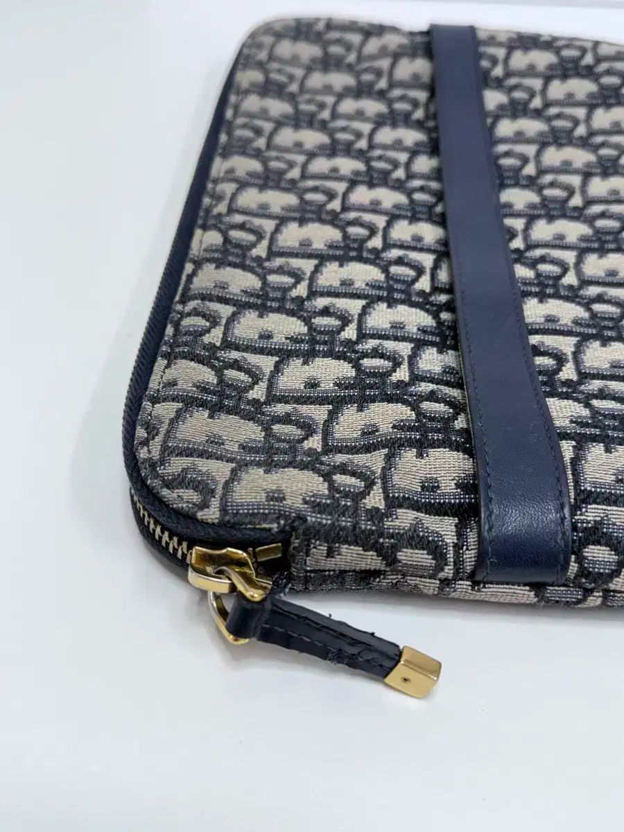 Dior(ディオール) トラベル キット クラッチ Dior(ディオール  