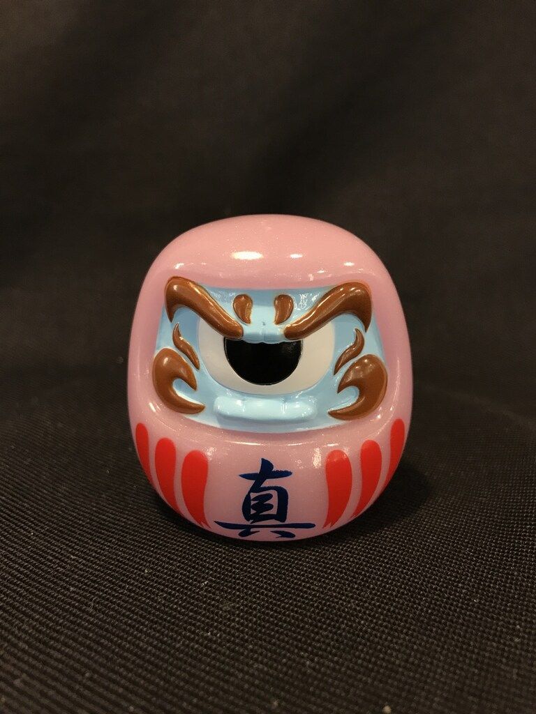 リアルヘッド　フォーチュンだるま　蓄光 Amazon.co.jp: 真頭玩具 リアルヘッド ソフビ フォーチュン