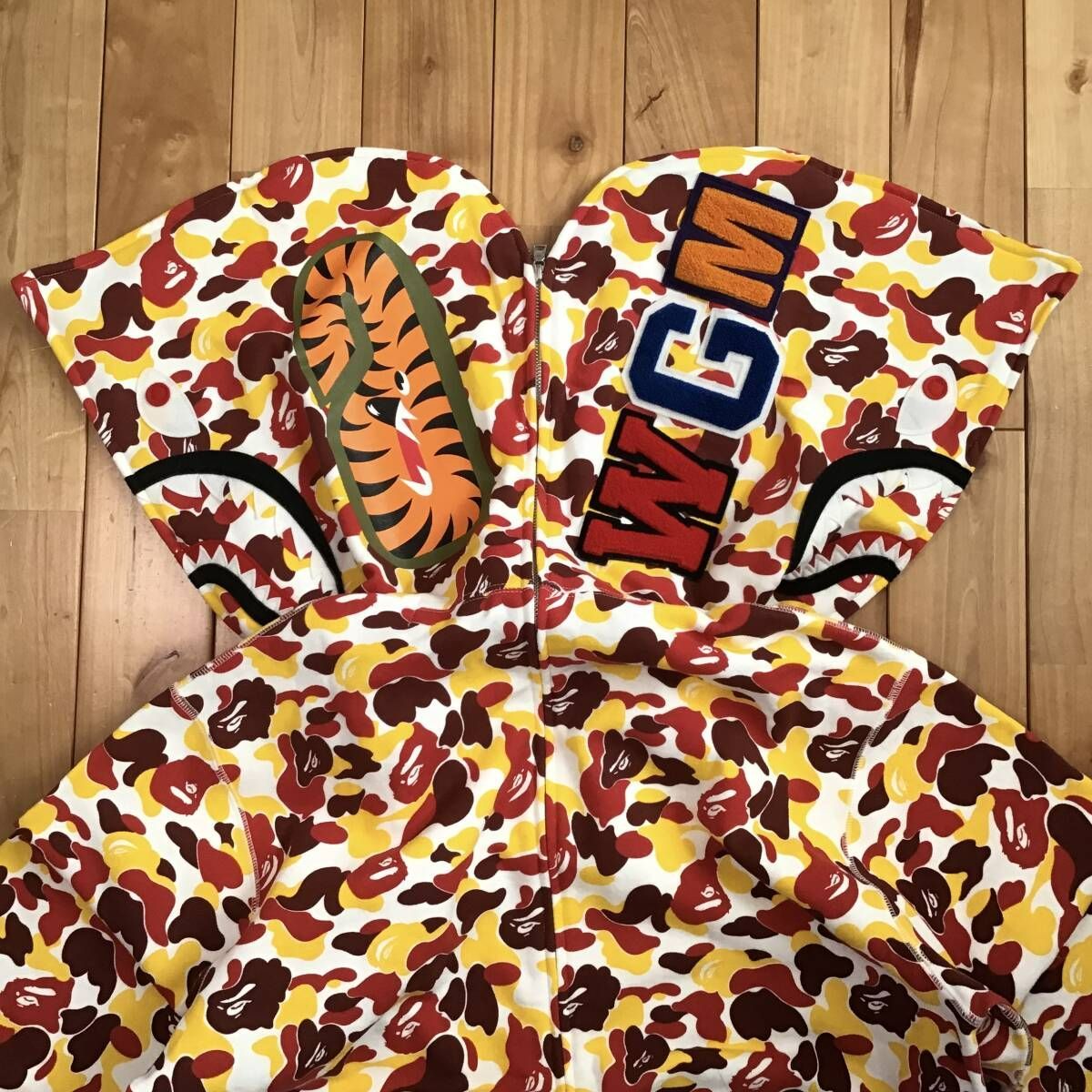 ☆北京限定☆ BEIJIN STORE CAMO Separate shark full zip