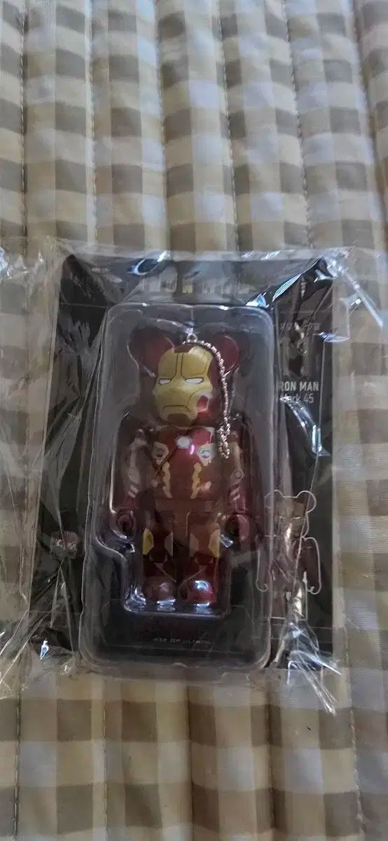 BE@RBRICK(ベアブリック) アイアンマン マーク 45 ハッピーくじ