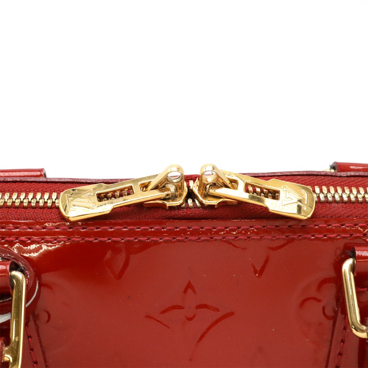 Louis Vuitton 赤 パテントレザー ポーチ　ルイ・ヴィトン 美品✨ルイヴィトン アンプラント コスメティック ポーチ