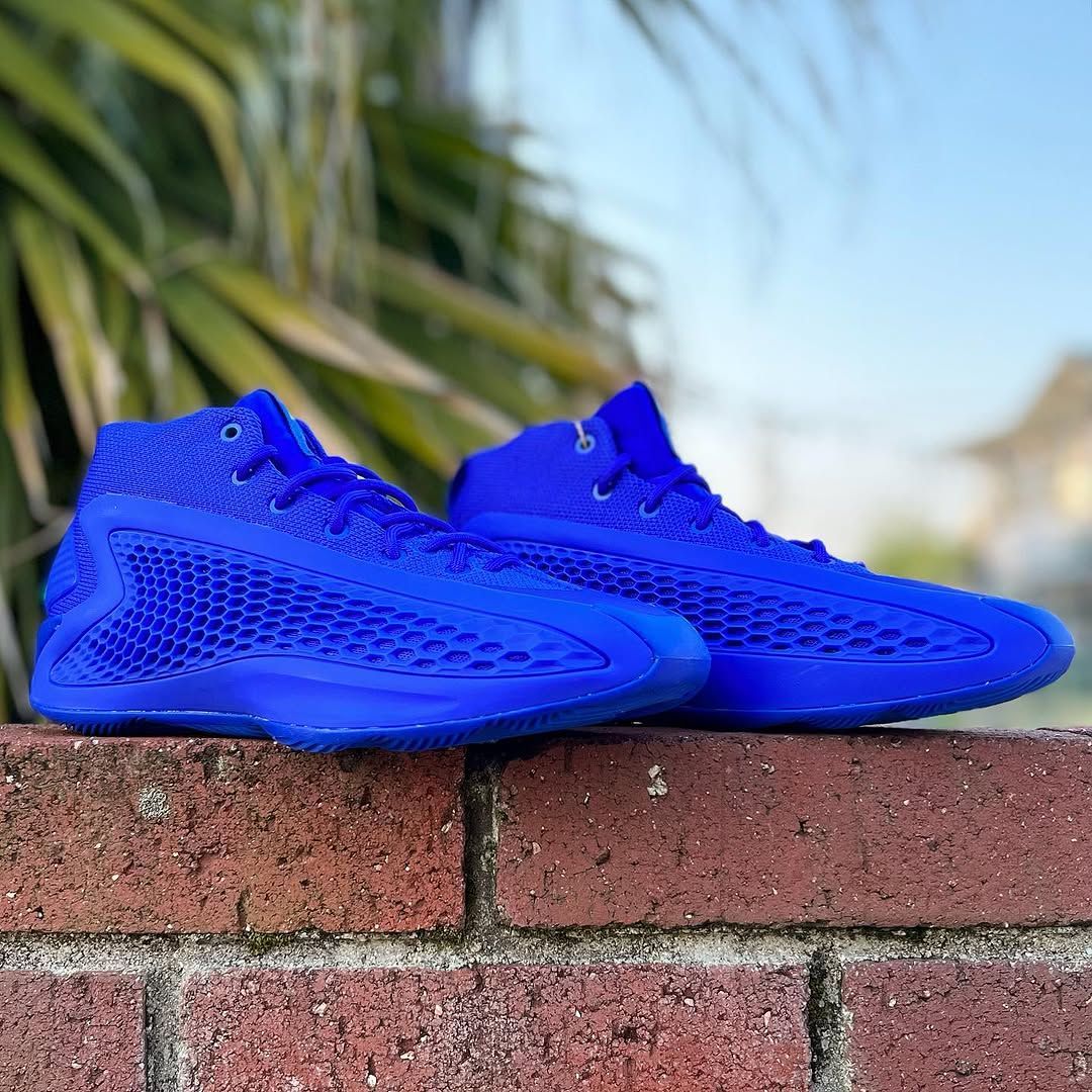 即日発送 大人気ADIDAS A.E. 1 GS 'VELOCITY BLUE' アディダス アンソニー エドワーズ 1 女性 ミニバス キッズ 【BOY'S】 lucid blue/green/lucid blue IF1876 サイドファスナー