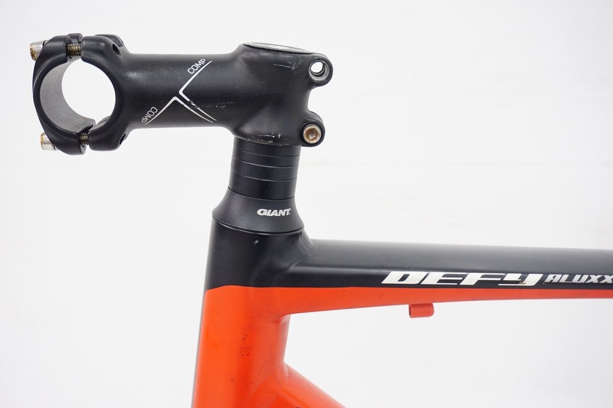 DEFY3 2015年モデル