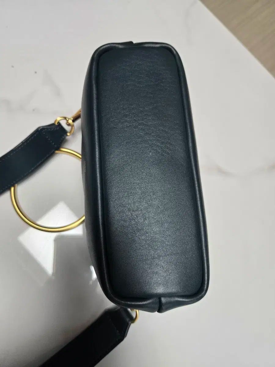 OSOI/オソイ MINI BROT ハンドバック ショルダーバッグ オソイ OSOI